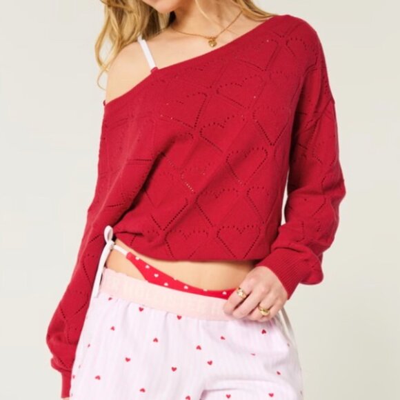 Hollister Heart Print Off the Shoulder Sweater - Red NWT - Picture 4 of 6